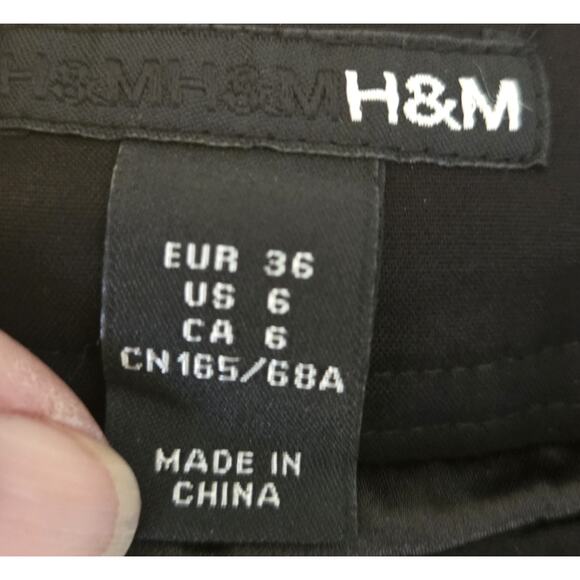 H&M Womens 6 Black Skirt Pleated Side Zip Grossgrain Belt Lined Dark Academia - Picture 4 of 9